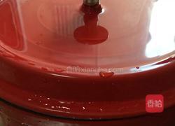 枸杞蜜枣筒骨汤的做法图解4