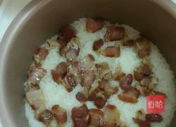 电饭锅腊味煲仔饭的做法图解4