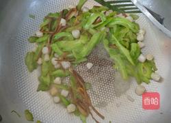 干贝炒苦瓜的做法图解2