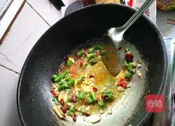 小米辣炒花甲的做法图解4