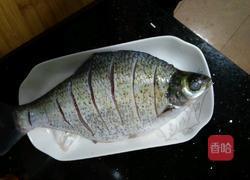 香煎武昌鱼的做法图解1