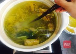 澄清草鸡汤的做法图解1