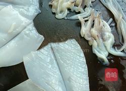 鲜鱿炒青瓜的做法图解3