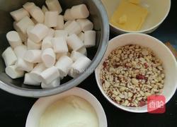 椰蓉牛轧糖的做法图解1