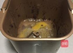 家常面包(面包机版)的做法图解1