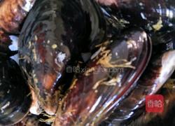 煮青口的做法图解1