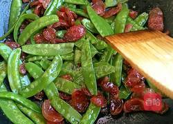 腊肠炒荷兰豆的做法图解11