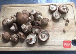 荠菜香菇馄饨的做法图解4