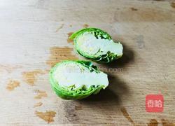 蒜蓉腊肉香炒抱子甘蓝(Brussels Sprouts）的做法图解3
