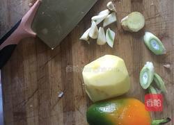 酿鸡翅的做法图解1