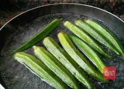 秋葵炒鸡蛋的做法图解3