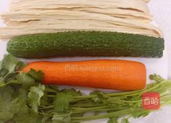 凉拌木耳腐竹的做法图解1