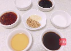 凉拌木耳腐竹的做法图解3