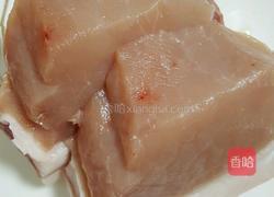白切肉的做法图解1