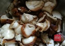 煎香菇的做法图解1