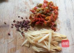 酸辣蚬子肉的做法图解2