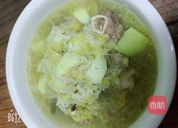 东北大骨头炖酸菜的做法图解10