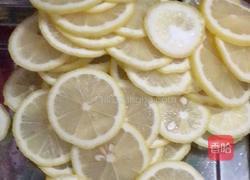 鲜果儿茶呀的做法图解1