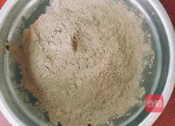 自制黑凉粉的做法图解4