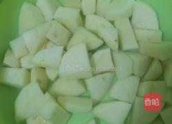 土豆焖鸡的做法图解2