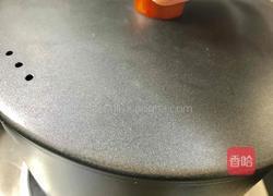 猪脊骨白萝卜汤(秋季养颜美容汤)的做法图解11