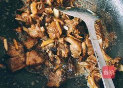 土豆片焖鸭的做法图解12