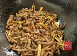 茶树菇炒牛柳的做法图解5