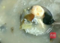 潮汕砂锅粥(皮蛋咸蛋瘦肉粥)的做法图解8