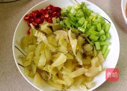 酸菜牛肉的做法图解5