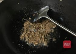 青菜肉末炒年糕的做法图解2