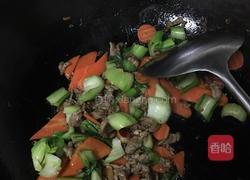 青菜肉末炒年糕的做法图解4