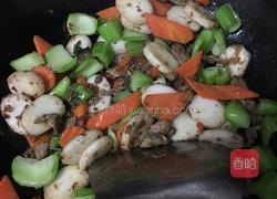 青菜肉末炒年糕的做法图解5