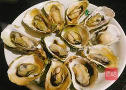 蒜蓉蒸生蚝的做法图解1