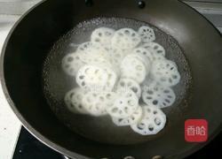 糖醋藕片的做法图解2