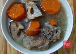 莲藕胡萝卜猪骨汤的做法图解6