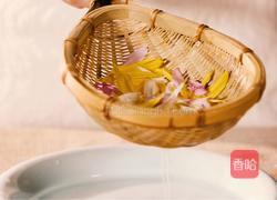 【清·菊花火锅】慈禧太后的得意之作，冬季养生食疗的做法图解1