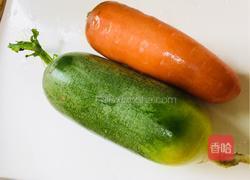 青红萝卜炖牛腱的做法图解1