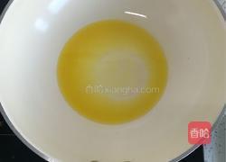 土豆片炒蘑菇的做法图解4