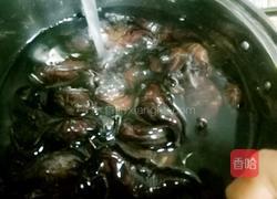 煮菱角的做法图解3