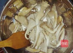 尖椒蘑菇的做法图解2