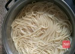 肉酱意粉的做法图解2