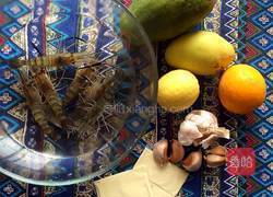 芝士焗油虾的做法图解1