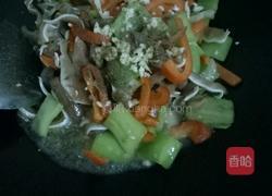 辣椒炒猪耳的做法图解6