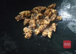 平菇酥肉汤的做法图解2