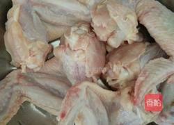 焖鸡翅的做法图解1