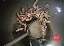 蒜苗炒肉片的做法图解3