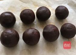 四色螺旋蛋黄酥的做法图解3