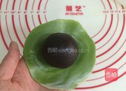 四色螺旋蛋黄酥的做法图解22