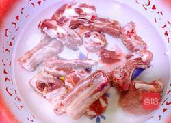 手抓排骨的做法图解1