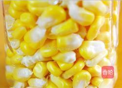 新鲜玉米松饼的做法图解1